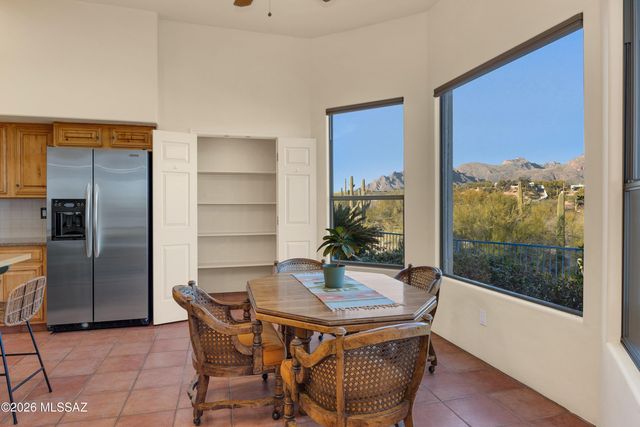 222 E Yvon Drive, Tucson, AZ 85704