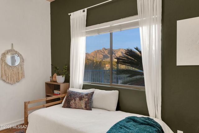 222 E Yvon Drive, Tucson, AZ 85704