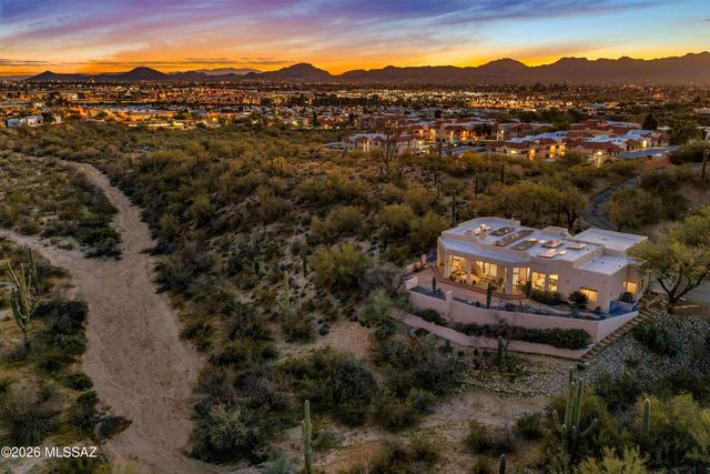 222 E Yvon Drive, Tucson, AZ 85704