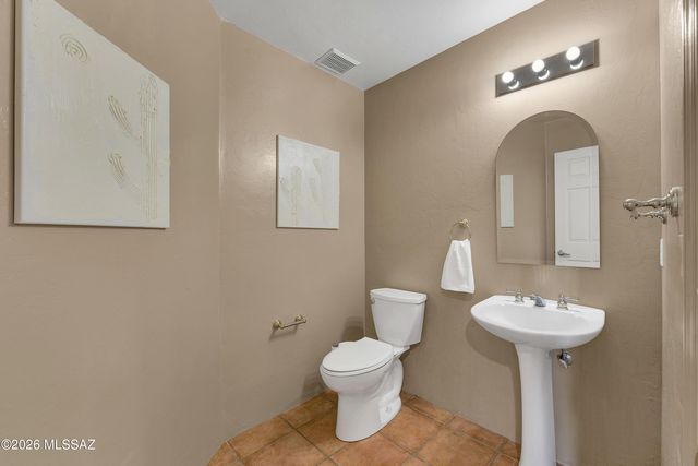 222 E Yvon Drive, Tucson, AZ 85704