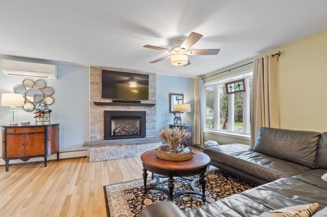 3 Westgate Road, Derry, NH 03038