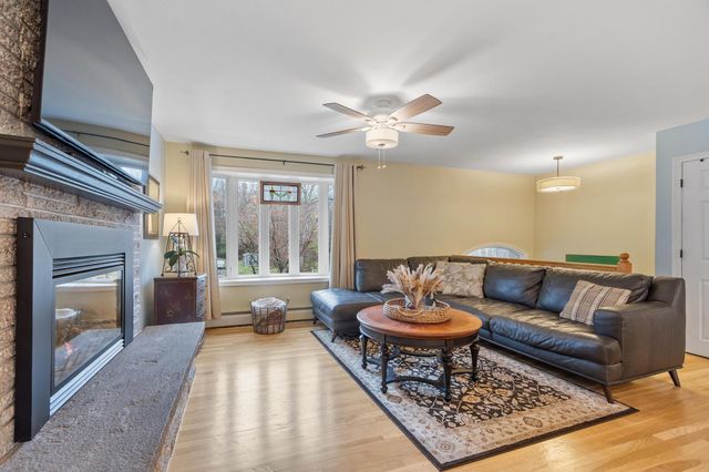 3 Westgate Road, Derry, NH 03038