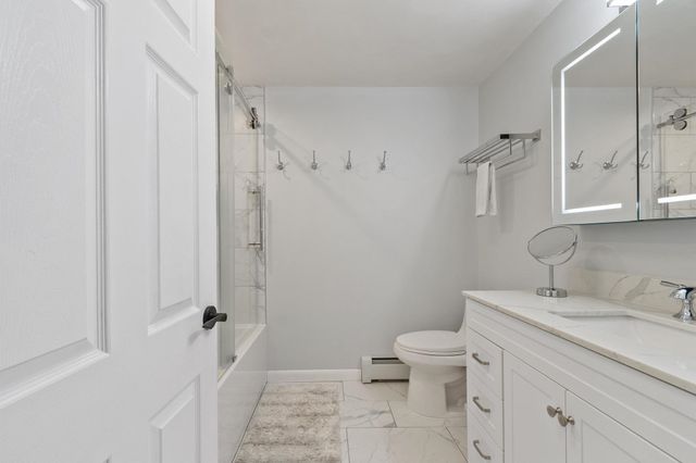 3 Westgate Road, Derry, NH 03038