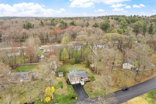 3 Westgate Road, Derry, NH 03038