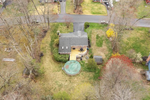 3 Westgate Road, Derry, NH 03038