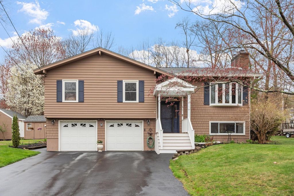 3 Westgate Road, Derry, NH 03038