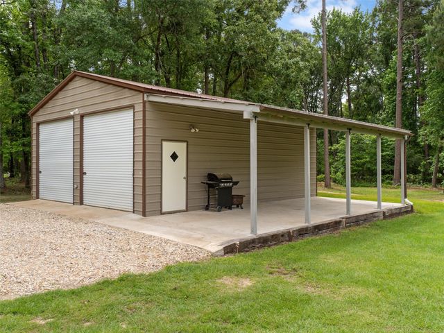 2976 CR 217 E, Henderson, TX 75652