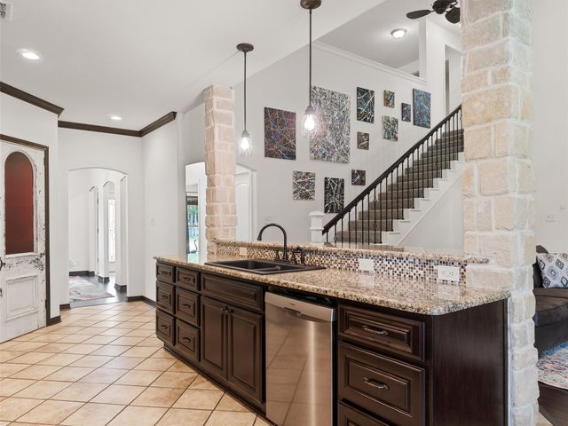 2976 CR 217 E, Henderson, TX 75652