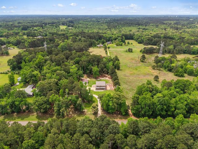 2976 CR 217 E, Henderson, TX 75652