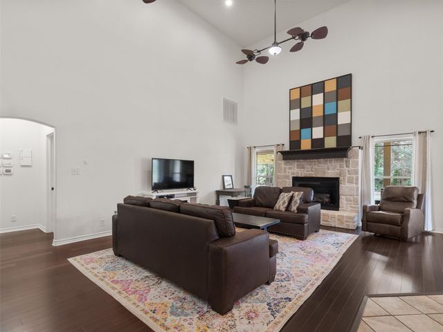 2976 CR 217 E, Henderson, TX 75652