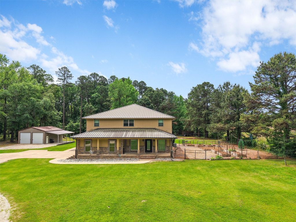 2976 CR 217 E, Henderson, TX 75652