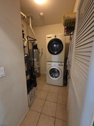 564 52Nd St 205, West New York Town, NJ 07093