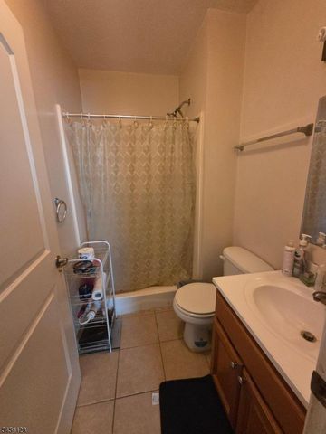 564 52Nd St 205, West New York Town, NJ 07093