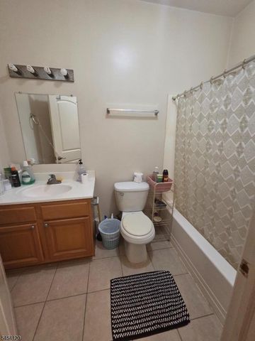564 52Nd St 205, West New York Town, NJ 07093