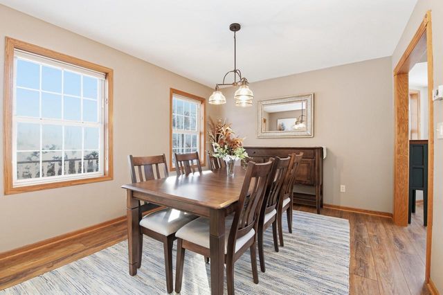 1815 Bark River DRIVE, Hartland, WI 53029