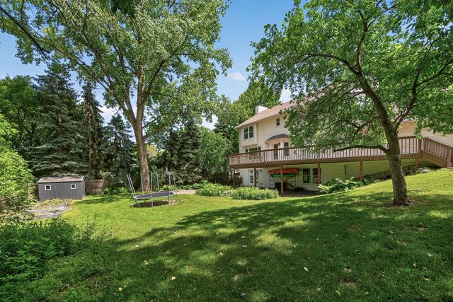 17664 Kettering Trail, Lakeville, MN 55044