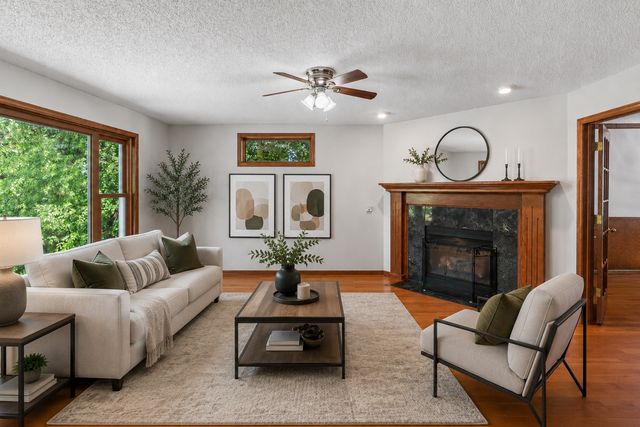 17664 Kettering Trail, Lakeville, MN 55044