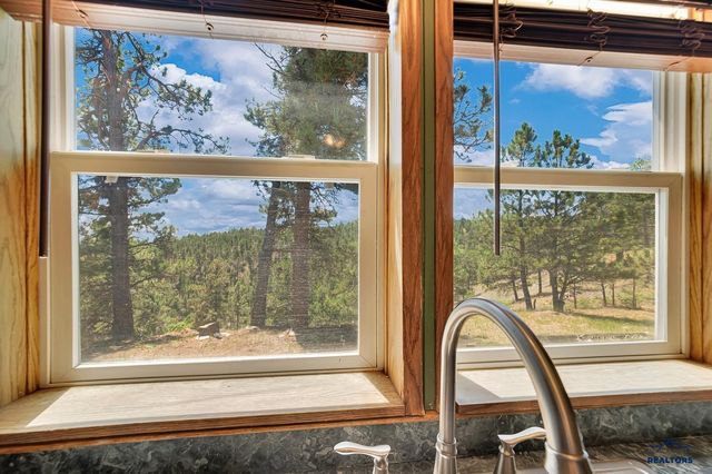 24611 WHITE TAIL RDG RD, Hermosa, SD 57744