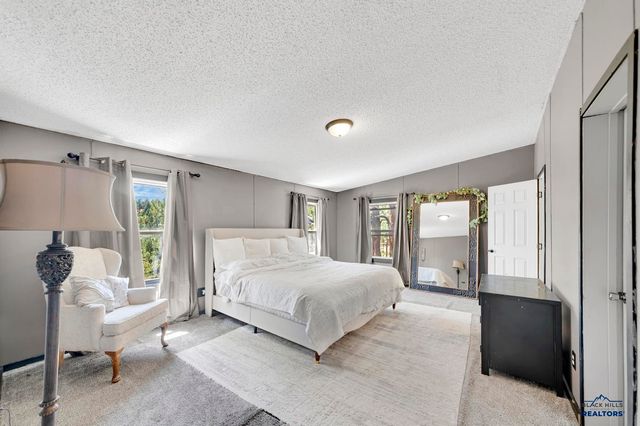 24611 WHITE TAIL RDG RD, Hermosa, SD 57744