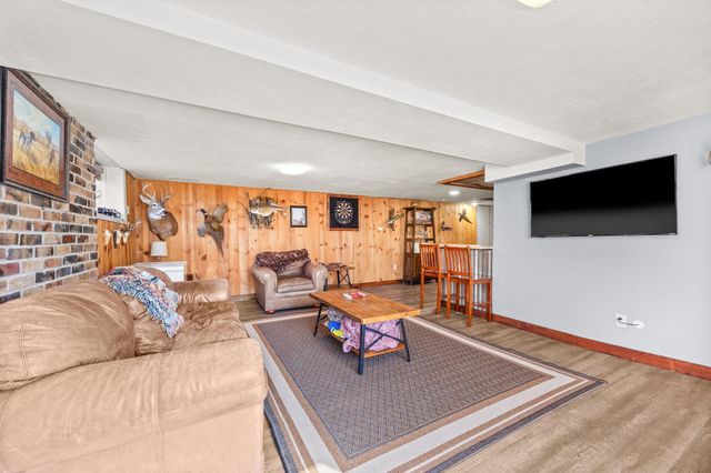 3873 Bellaire Avenue, White Bear Lake, MN 55110