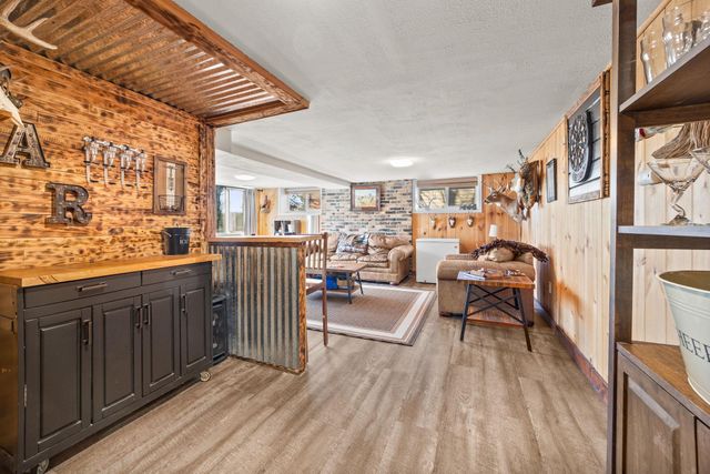 3873 Bellaire Avenue, White Bear Lake, MN 55110