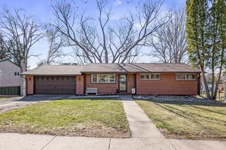 3873 Bellaire Avenue, White Bear Lake, MN 55110