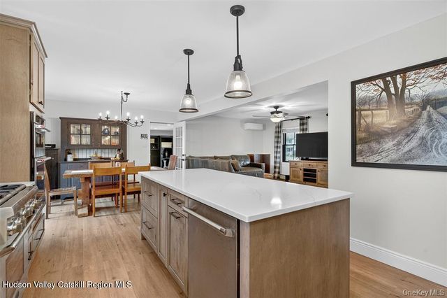 1 Janine Place, Highland, NY 12528