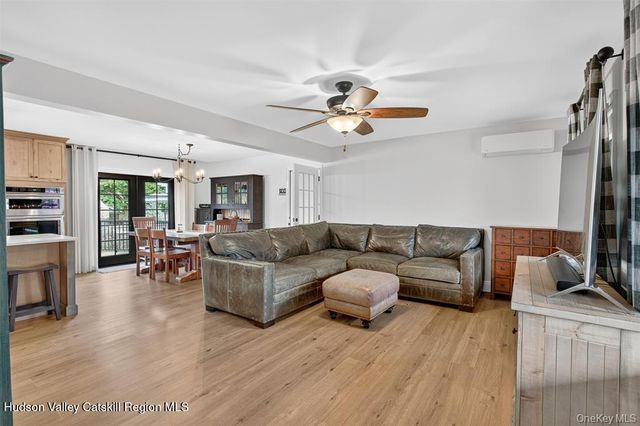 1 Janine Place, Highland, NY 12528