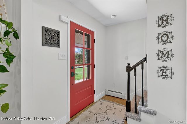 1 Janine Place, Highland, NY 12528