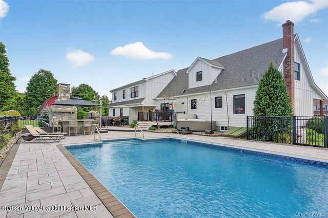 1 Janine Place, Highland, NY 12528