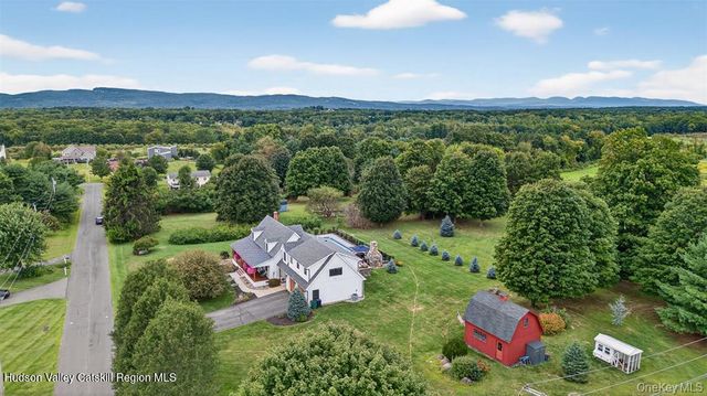 1 Janine Place, Highland, NY 12528