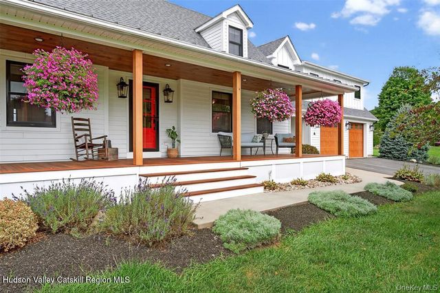 1 Janine Place, Highland, NY 12528