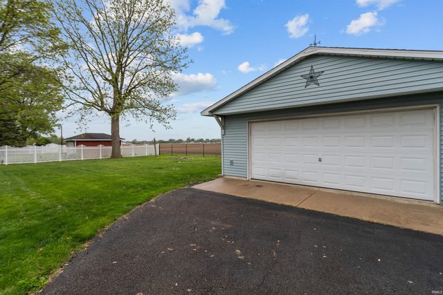 936 E Center Road, Kokomo, IN 46902