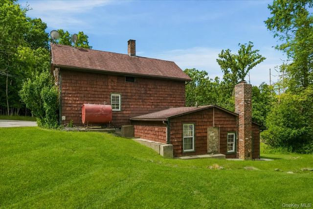 166 Bull Mill Road, Chester, NY 10918