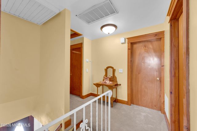 11 Crystal Avenue, New Egypt, NJ 08533