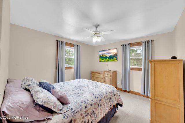 11 Crystal Avenue, New Egypt, NJ 08533