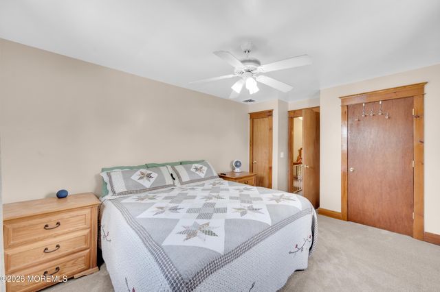 11 Crystal Avenue, New Egypt, NJ 08533