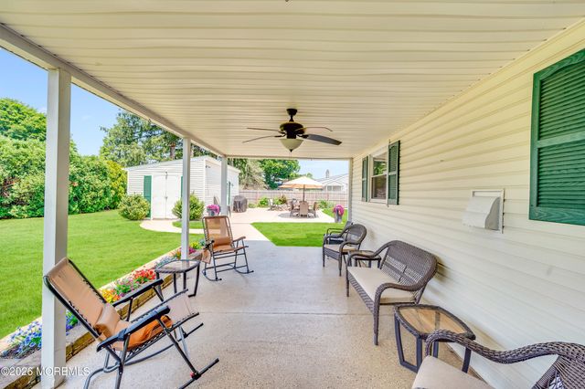 11 Crystal Avenue, New Egypt, NJ 08533