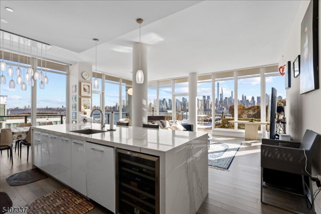 1200 Avenue At Port Imperial 705, Weehawken Twp., NJ 07086 — photo 2
