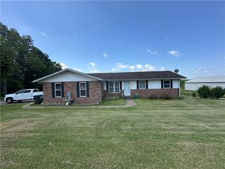 3620 Old Wheeling Road, Zanesville, OH 43701