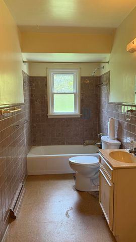 140 S Mansfield Street, Ypsilanti, MI 48197