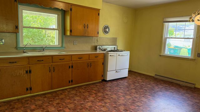 140 S Mansfield Street, Ypsilanti, MI 48197