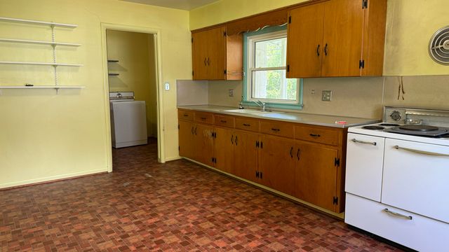 140 S Mansfield Street, Ypsilanti, MI 48197