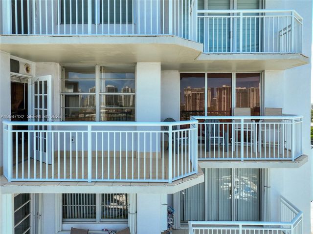 18041 Biscayne Blvd 1404, Aventura, FL 33160