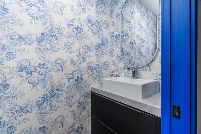 408 NW 52nd St, Miami, FL 33127