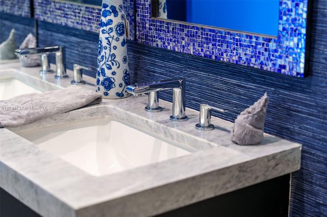 408 NW 52nd St, Miami, FL 33127