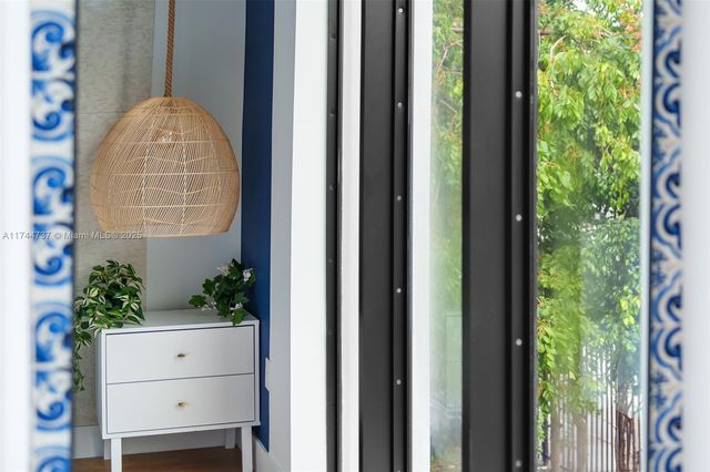 408 NW 52nd St, Miami, FL 33127