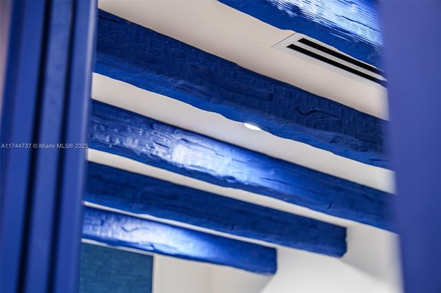 408 NW 52nd St, Miami, FL 33127