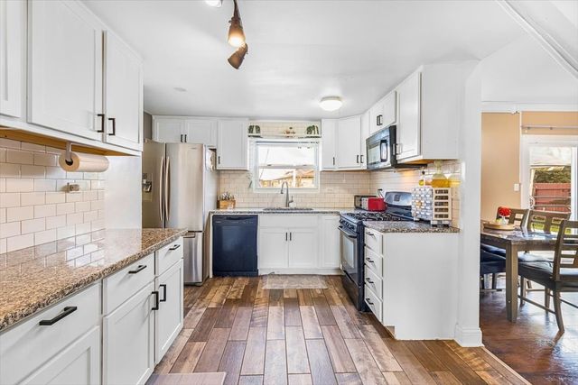 6881 Hickory Street, Hanover Park, IL 60133