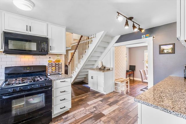 6881 Hickory Street, Hanover Park, IL 60133